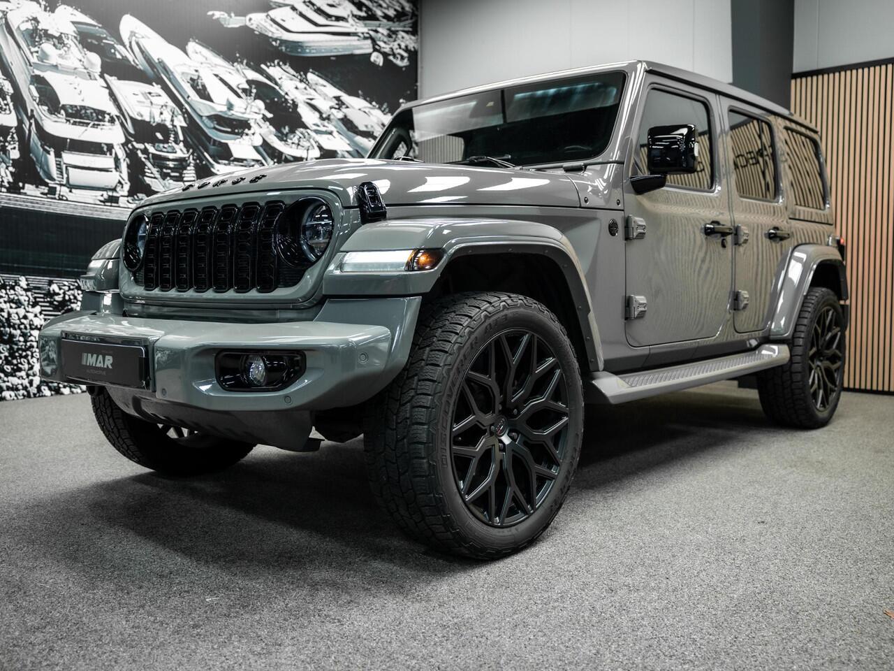 Jeep WRANGLER 2.2D Sahara | Grijs Kenteken | Stoel en stuurverwarming | Custom Corse Edition | Trekhaak | Alpine Sound |