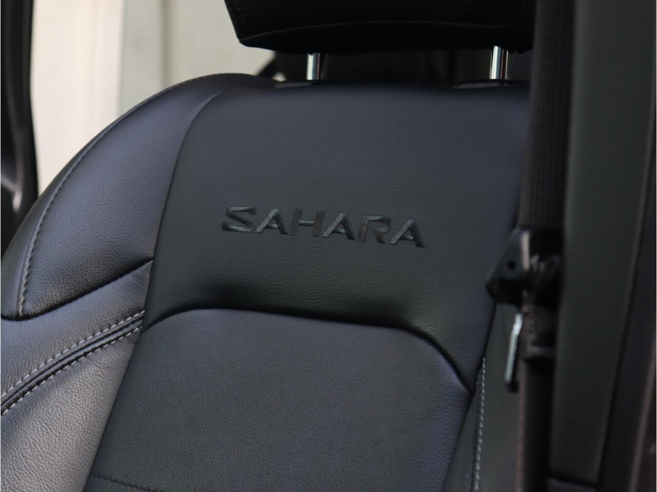 Jeep WRANGLER Unlimited 4xe 380 PK Sahara | Leder | Soft Top | Camera | 18"