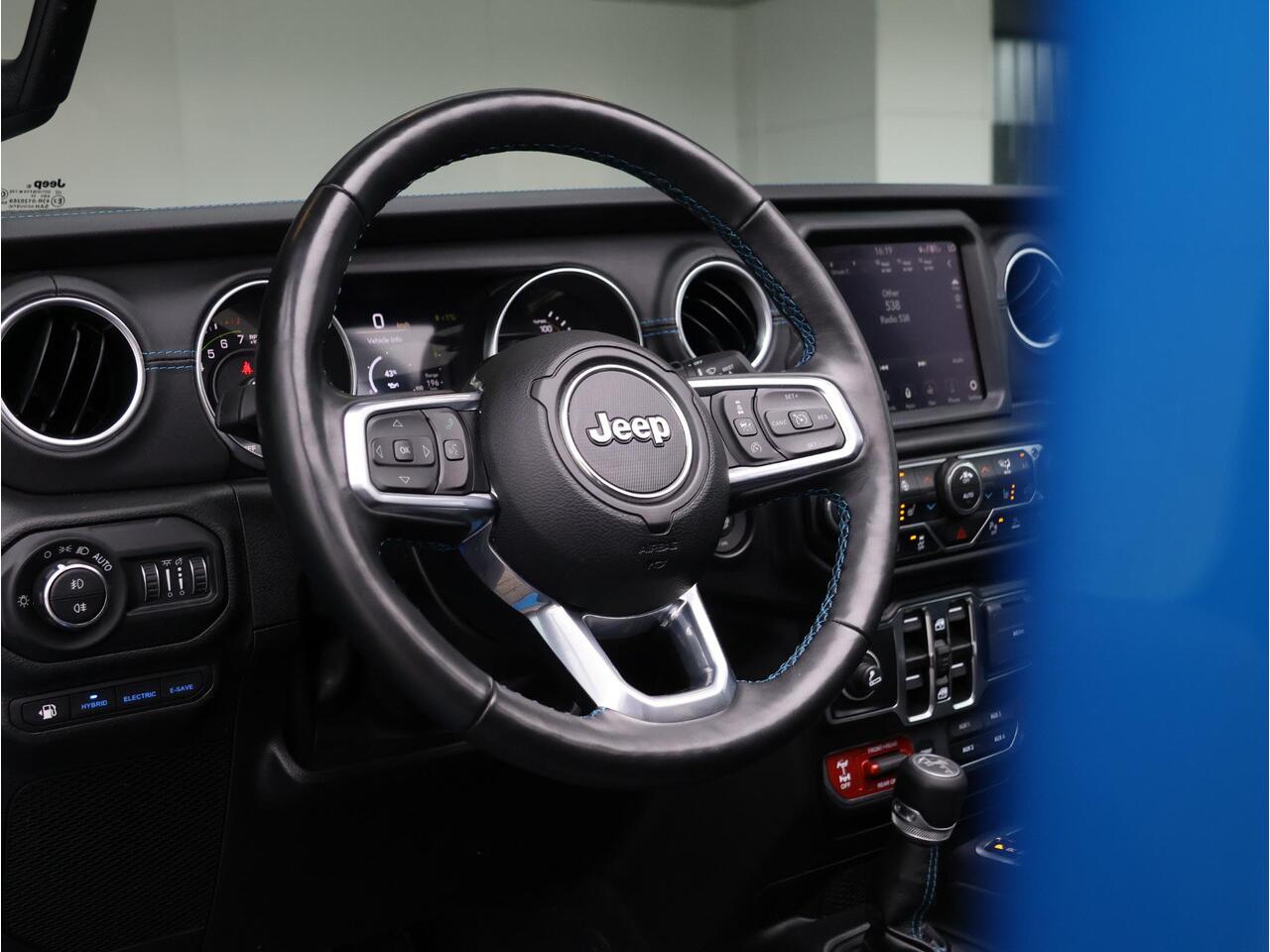 Jeep WRANGLER Unlimited 4xe 380 Rubicon | Sky view | Stoel verwarming | Achteruitrijcamera |