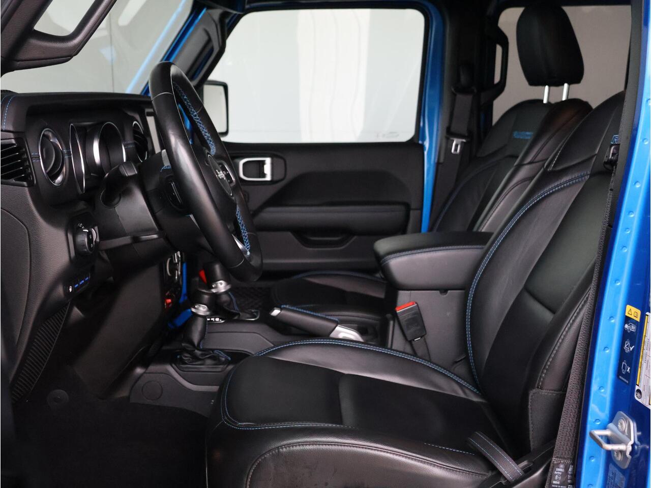 Jeep WRANGLER Unlimited 4xe 380 Rubicon | Sky view | Stoel verwarming | Achteruitrijcamera |