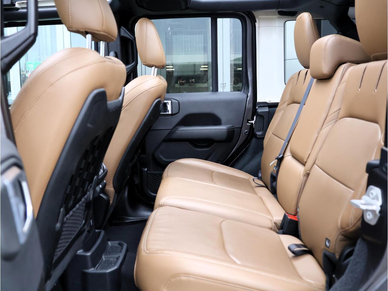 Jeep WRANGLER Unlimited 4xe 380 Rubicon | Sun roof | Elektrische Lier | Apple Carplay/Android Auto |