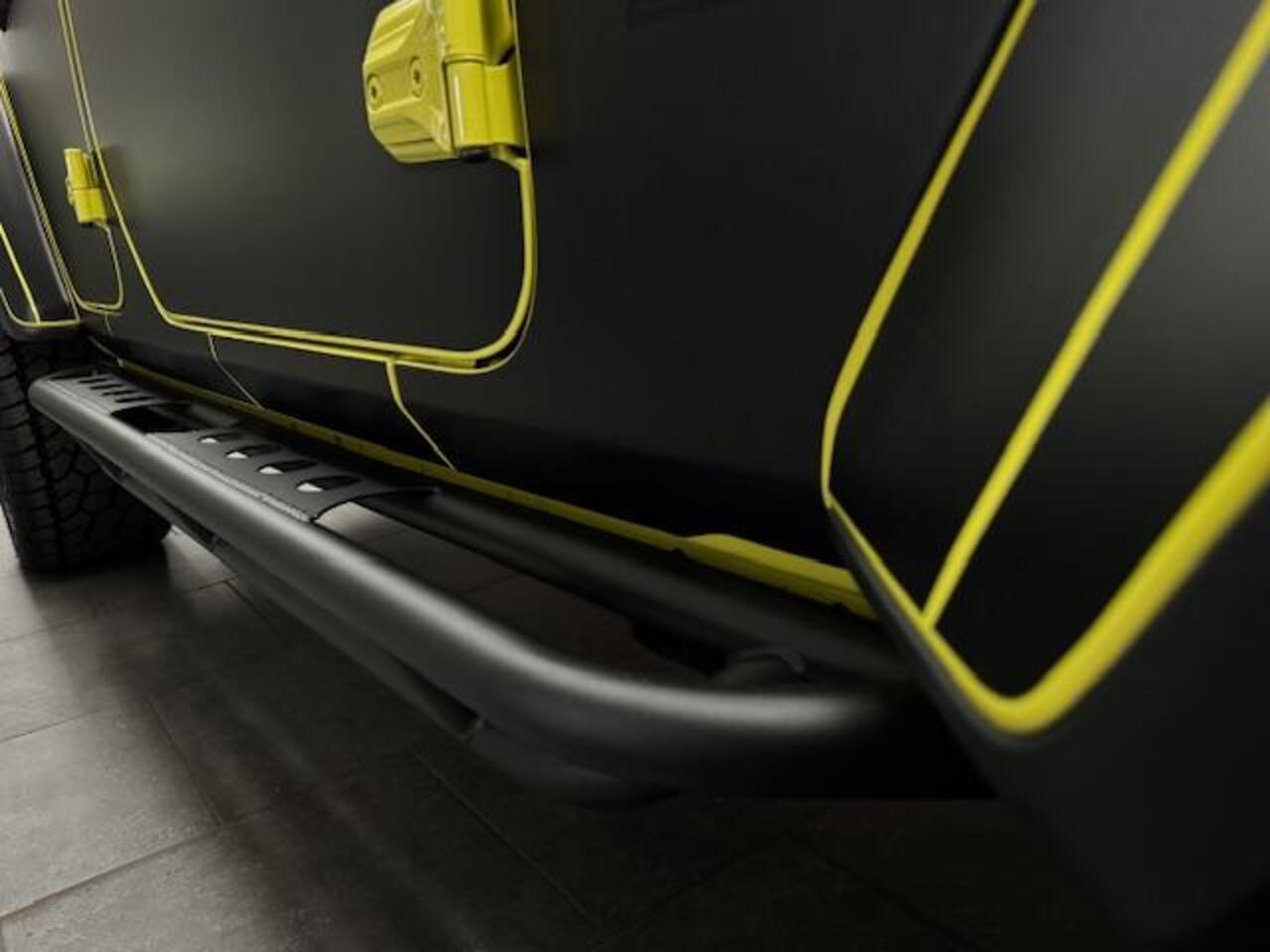 Jeep WRANGLER Unlimited 4xe 380 Rebel Outlaw Outlaw Raw Edition l PHEV | 27km!! | Sky-One roof l 22" AXE l One of a kind