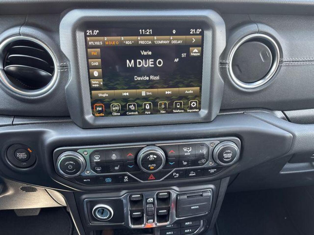 Jeep WRANGLER Unlimited 4xe 380 Sahara PHEV |380pk | Leder | Stoelverwarming | Navigatie