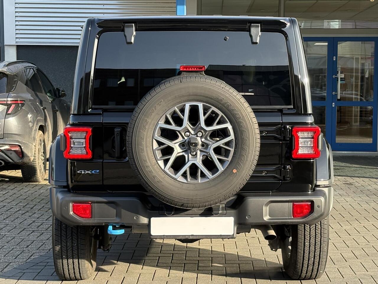 Jeep WRANGLER Unlimited 4xe 380pk Sahara PHEV | Leder | Stoel- & Stuurverwarming | Navigatie | Afneembaar Dak |