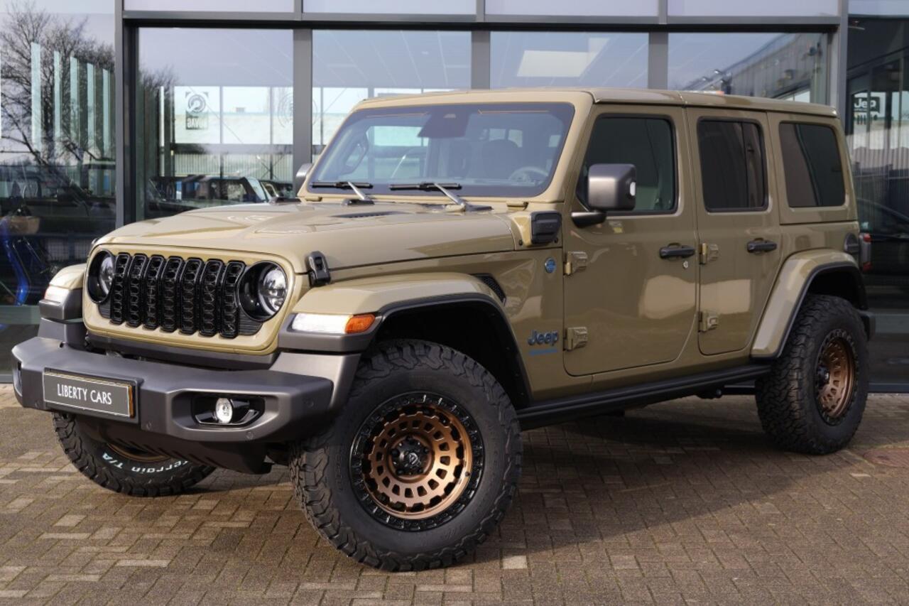 Jeep WRANGLER 4XE 380 SAHARA / Olive Drab / NIEUW MODEL 2026