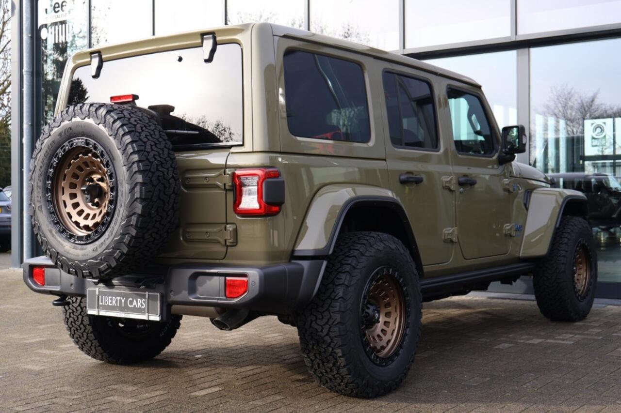 Jeep WRANGLER 4XE 380 SAHARA / Olive Drab / NIEUW MODEL 2026