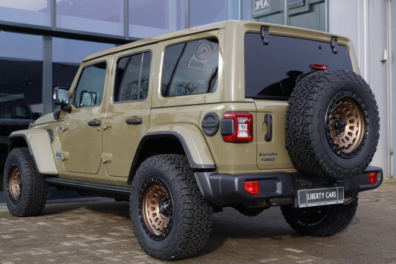 Jeep WRANGLER 4XE 380 SAHARA / Olive Drab / NIEUW MODEL 2026
