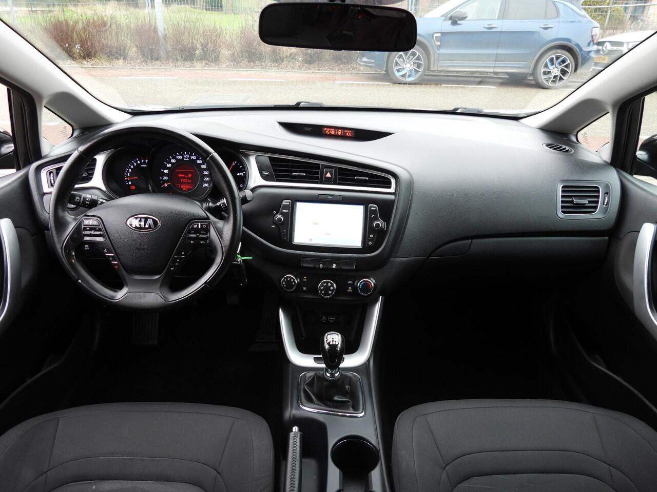 KIA CEE D cee'd Sportswagon 1.0 T-GDi ComfortPlusLine Navigator NAVI/CAMERA/TREKHAAK/16"LMV!