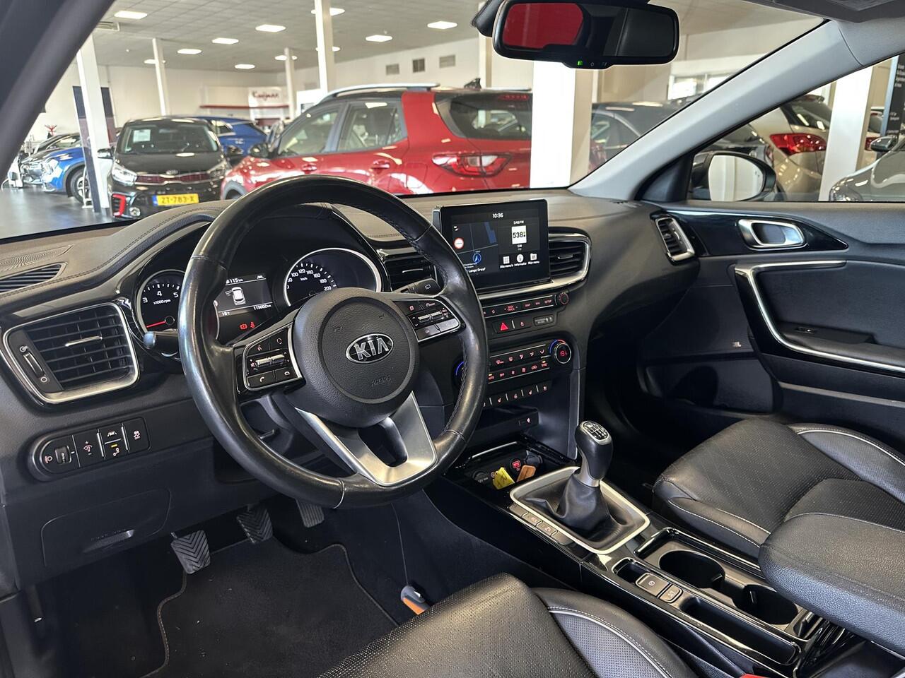 KIA CEE D Ceed 1.4 T-GDi ExecutiveLine met trekhaak!