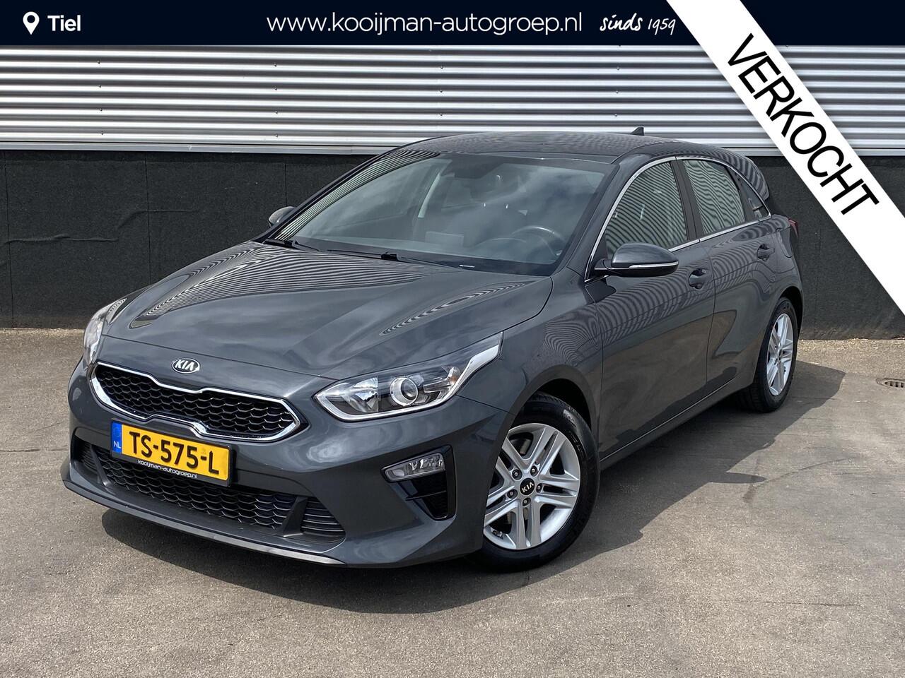 KIA CEE D Ceed 1.0 T-GDi DynamicLine Navigatie, Achteruitrijcamera, Nieuw geleverd en dealeronderhouden, Parkeersensoren, Climate control, Cruise control