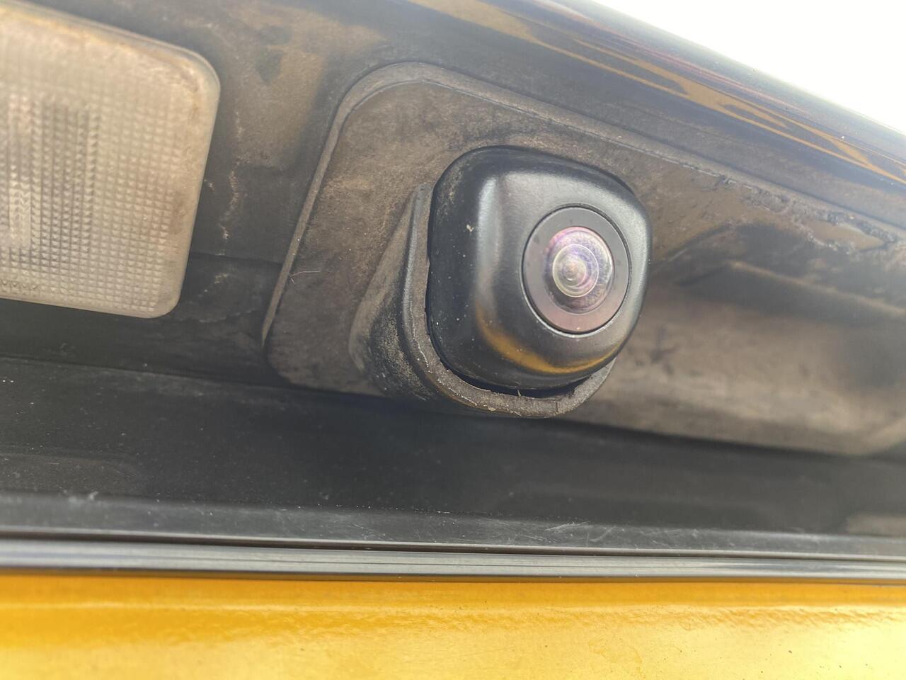 KIA CEE D Ceed 1.0 T-GDi DynamicLine Navigatie, Achteruitrijcamera, Nieuw geleverd en dealeronderhouden, Parkeersensoren, Climate control, Cruise control