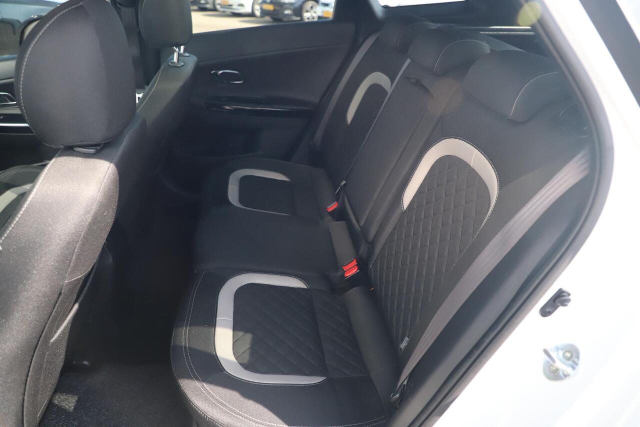 KIA CEE D cee'd Sportswagon 1.0 T-GDi GT-Line Summer Edition Panoramadak Navigatie Carplay Android 17 inch LMV Stuur & Stoelverwarming Achteruitrijcamera