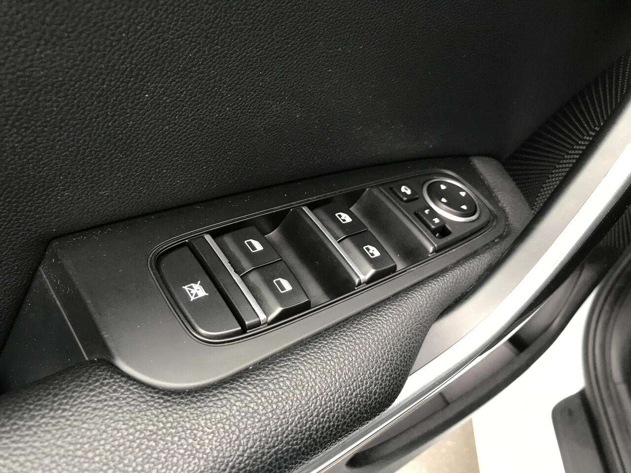 KIA CEE D Ceed 1.0 T-GDi DynamicPlusLine