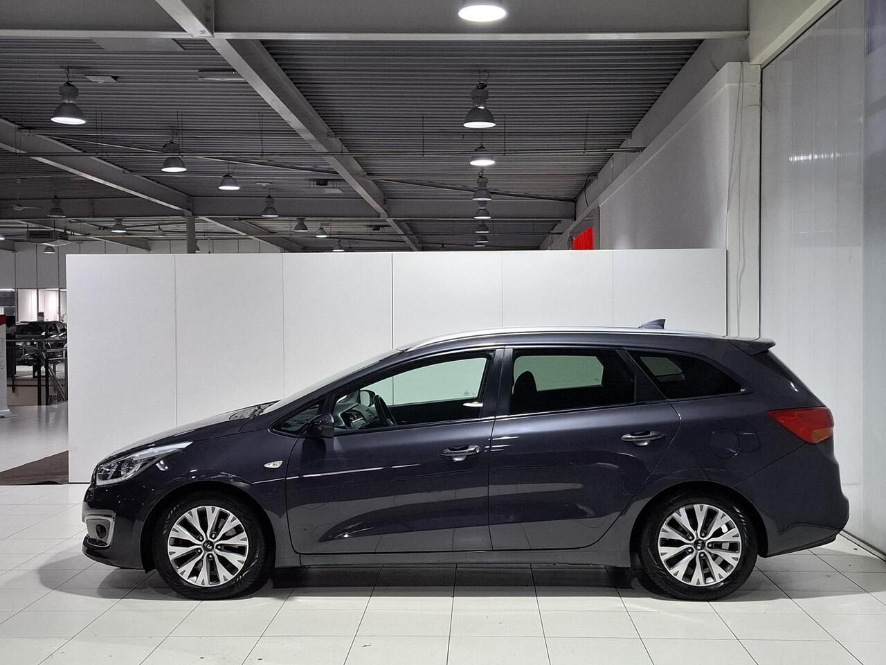 KIA CEE D cee'd Sportswagon 1.0 T-GDi ComfortPlusLine Navigator Trekhaak, Navigatie, Camera