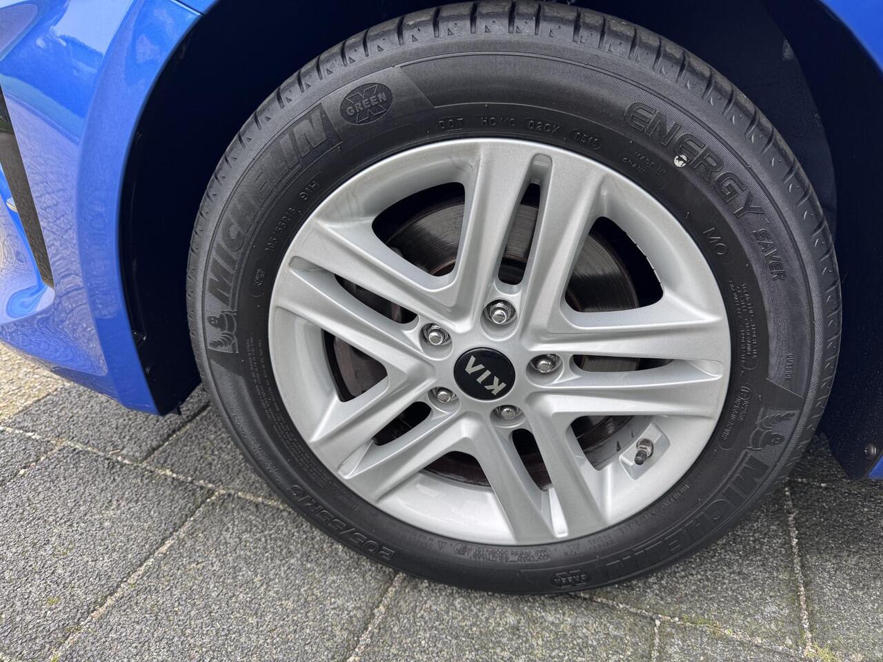 KIA CEE D Ceed Sportswagon 1.0 T-GDi DynamicLine | Half lederen bekleding | Apple Carplay/Android Auto | Cruise control | Achteruitrij camera | Elektr. climate control | Spraak bediening | Start/Stop systeem |