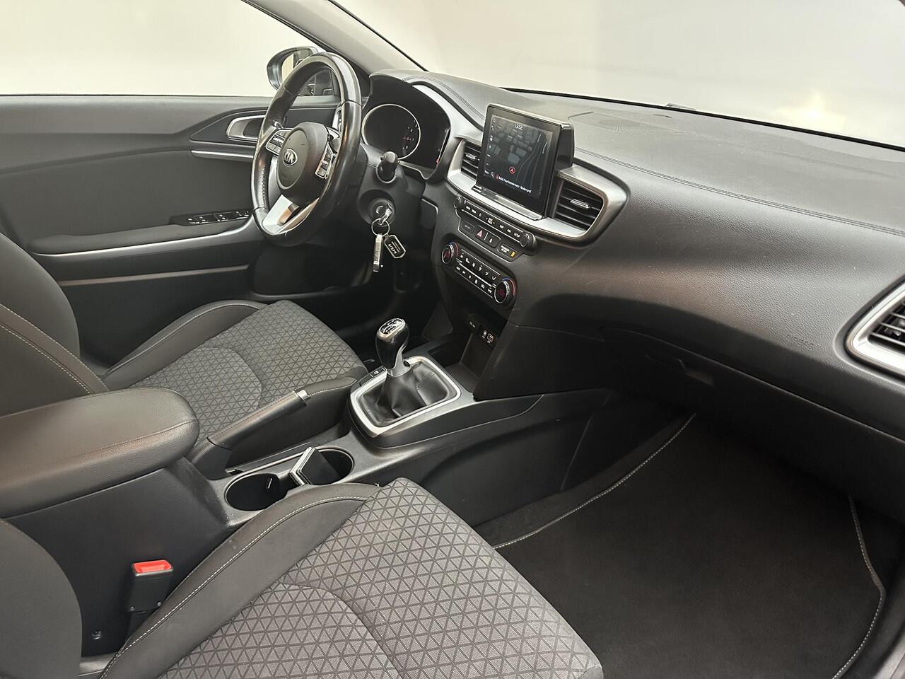 KIA CEE D Ceed 1.0 T-GDi Comfortline Apple Carplay | Camera | Clima | NL Auto