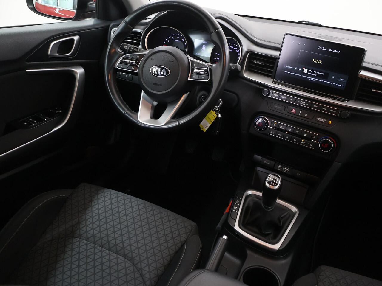 KIA CEE D Ceed Sportswagon 1.0 T-GDi DynamicLine | Navigatie | Parkeercamera | Apple Carplay/Android Auto | Climate Control | Cruise Control