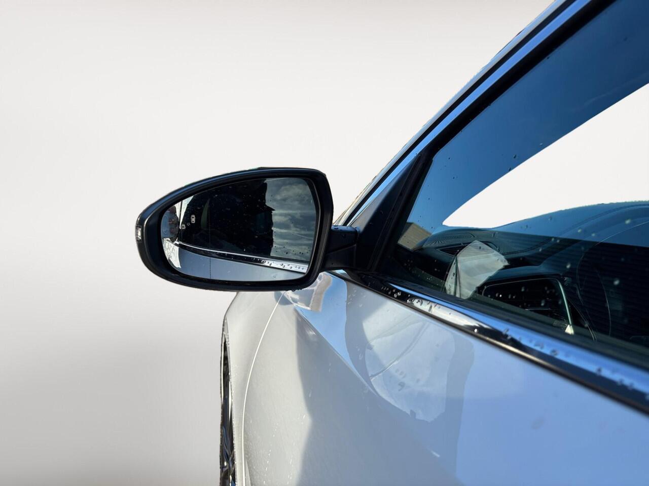 KIA CEE D Ceed SW 1.4 T-GDI GT-PlusLine | Climate | Adap Cruise | Panodak | LM Velgen | Elec stoel|