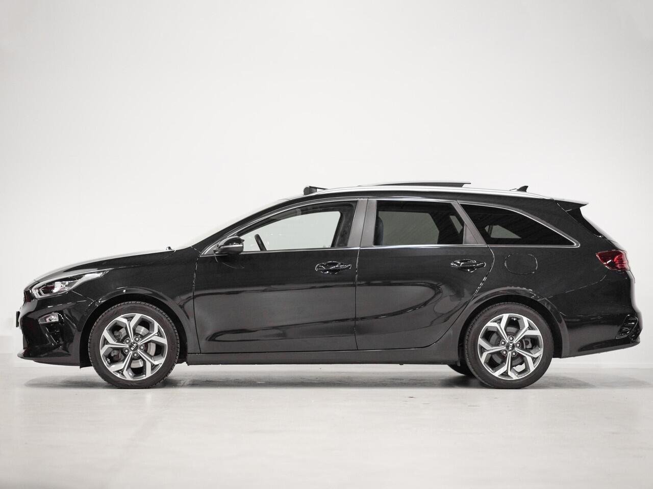 KIA CEE D Ceed Sportswagon 1.4 T-GDi ExecutiveLine Pano ACC Keyless Memory