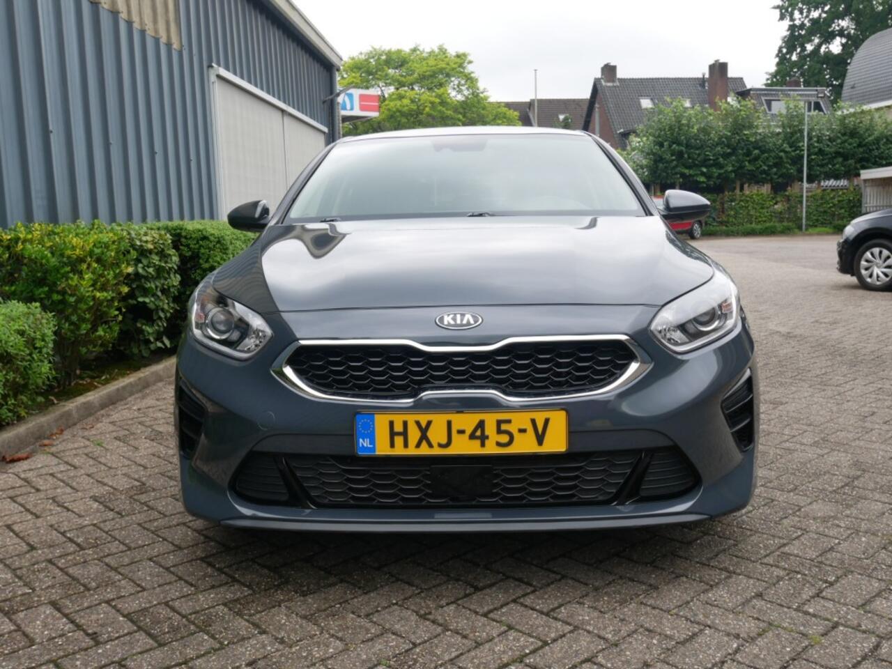 KIA CEE D 1.0 T-GDI COMFORTL. **Airco//Carplay **