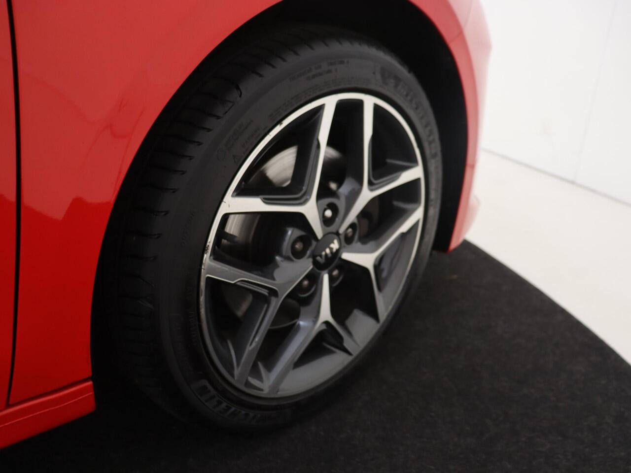 KIA CEE D Ceed Sportswagon 1.0 T-GDi GT-Line | Navigatie | Camera | Stoel-stuurverwarming | Trekhaak