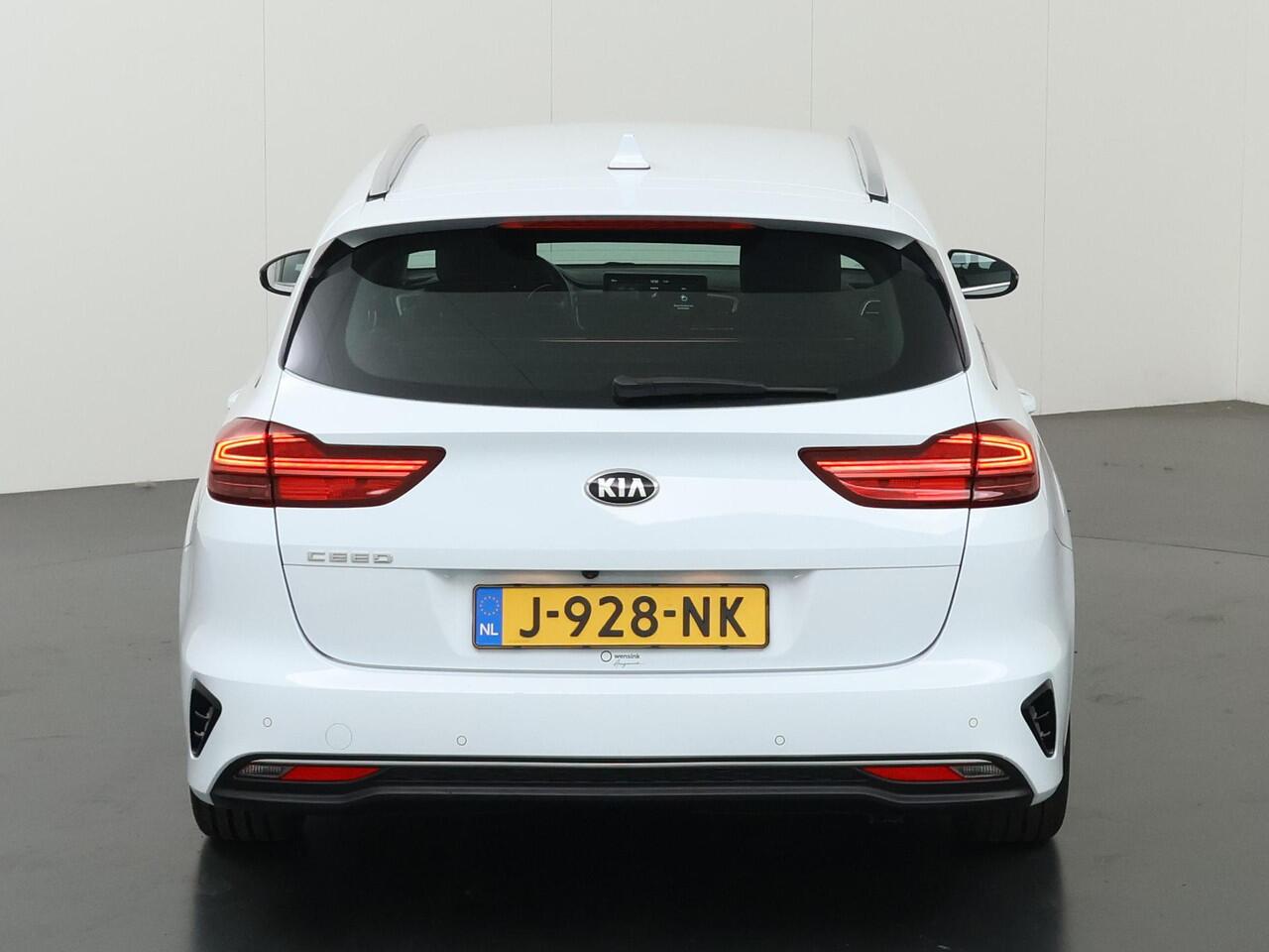 KIA CEE D Ceed Sportswagon 1.0 T-GDi DynamicLine | Navigatie | Parkeercamera | Apple Carplay/Android Auto | Climate Control | Cruise Control |