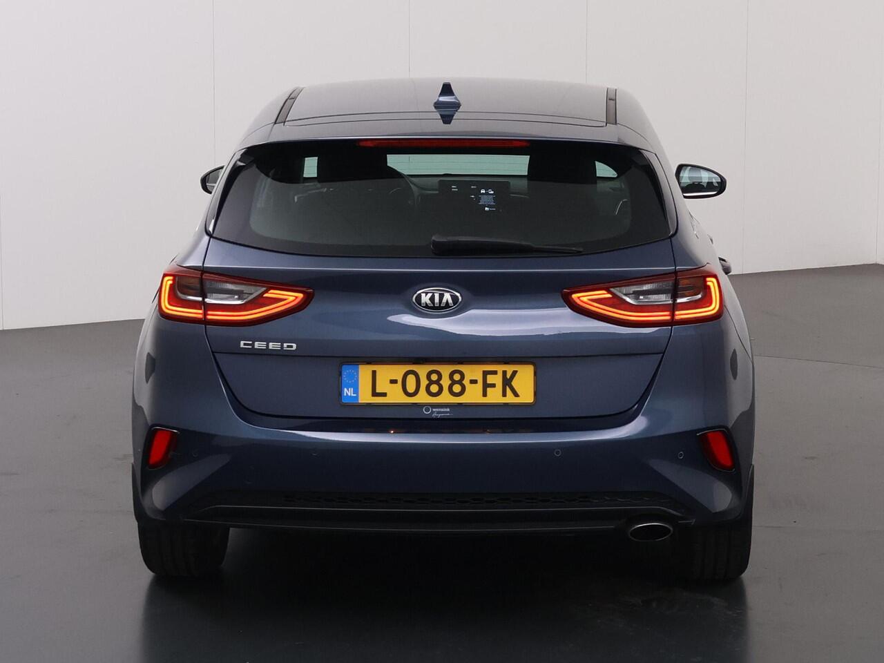 KIA CEE D Ceed 1.4 T-GDi DynamicLine | Navigatie | Parkeercamera | Climate Control | Cruise Control |