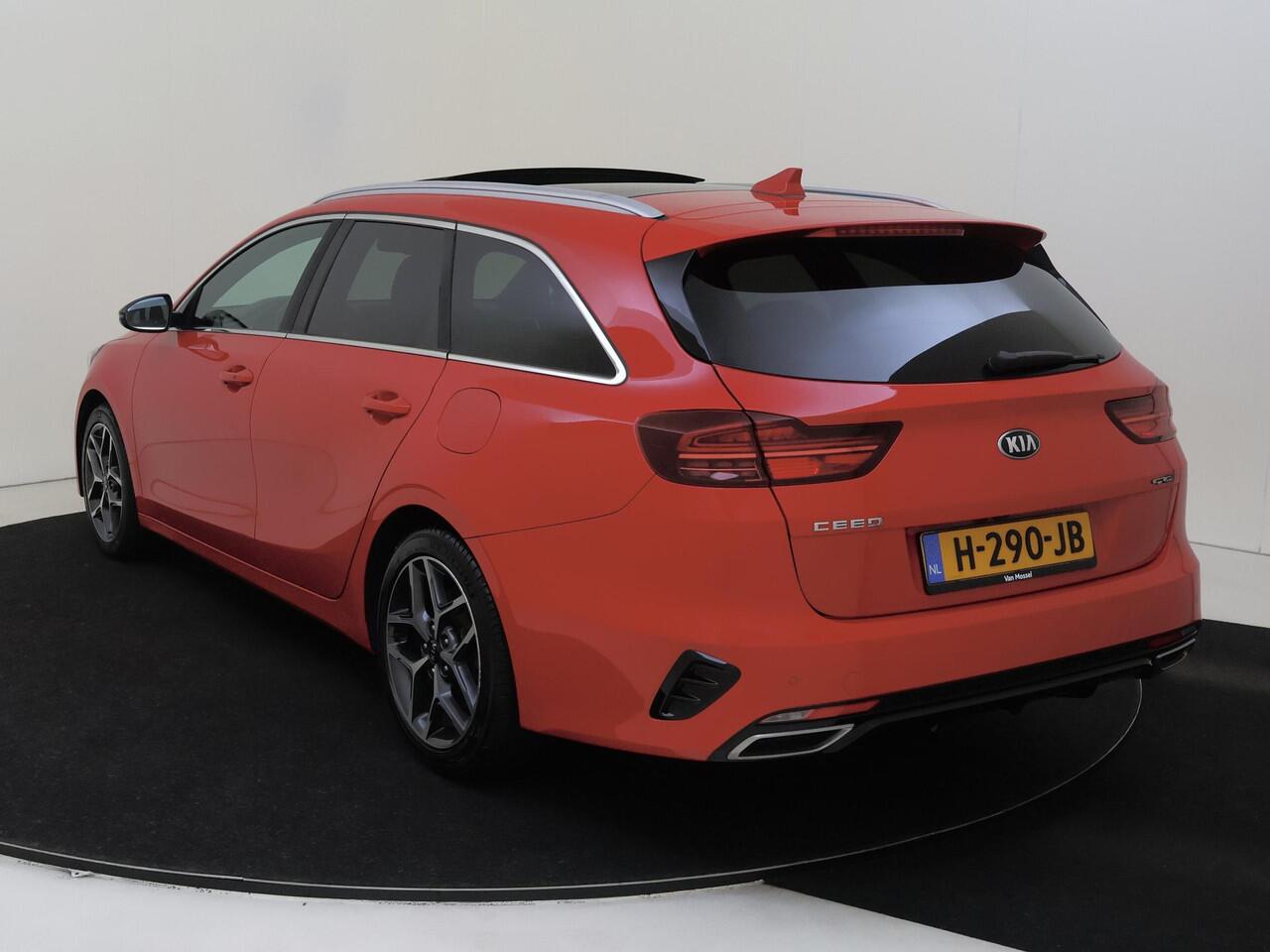 KIA CEE D Ceed Sportswagon 1.0 T-GDi GT-Line | Navigatie | Camera | Stoel-stuurverwarming | Trekhaak