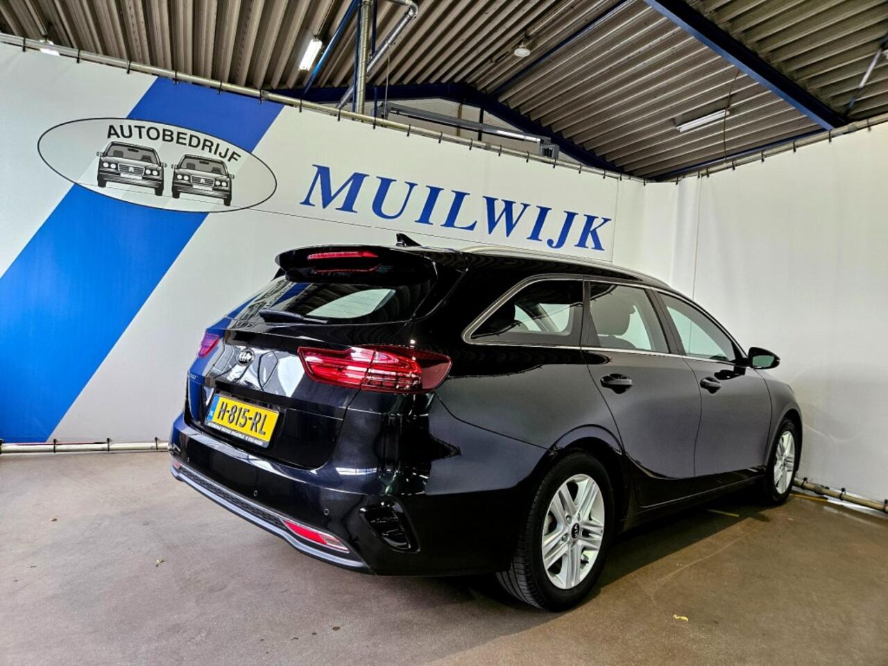 KIA CEE D Sportswagon 1.0 T-GDi DynamicLine / Camera / Navi / NL Auto