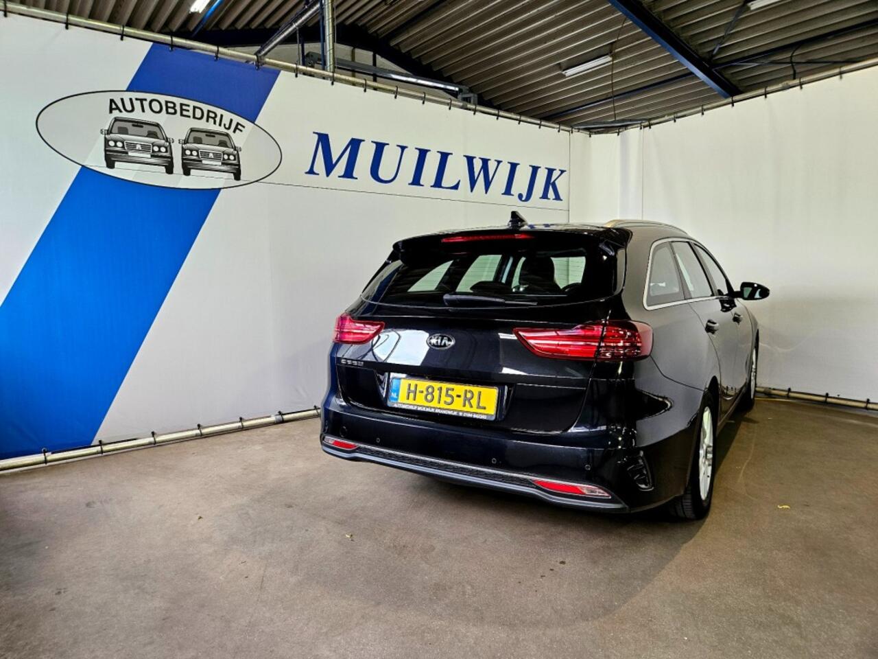 KIA CEE D Sportswagon 1.0 T-GDi DynamicLine / Camera / Navi / NL Auto