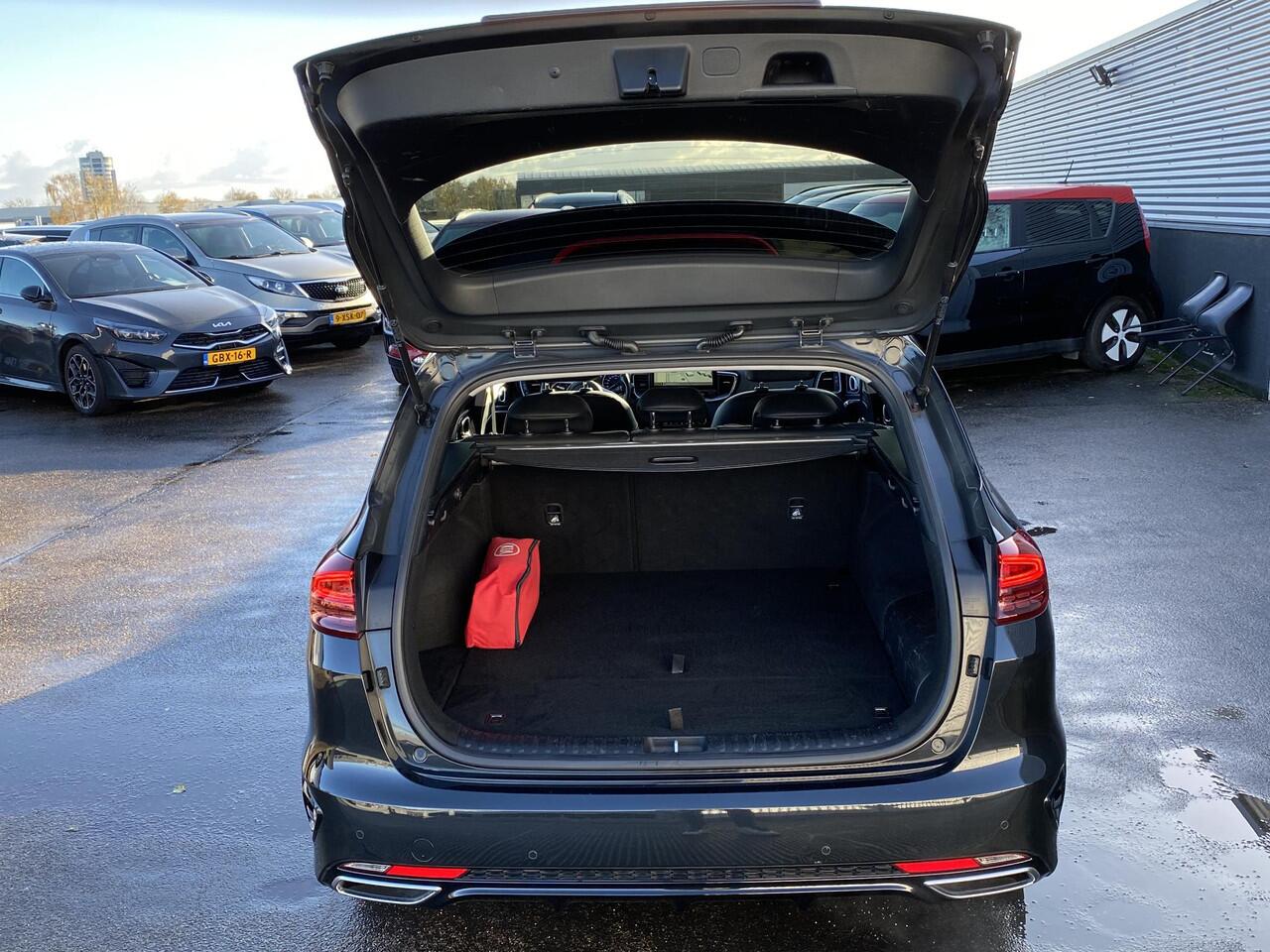 KIA CEE D Ceed Sportswagon 1.6 GDI PHEV DynamicPlusLine Stoel- & Stuurwielverwarming, parkeersensoren A., navigatie Apple CarPlay/Android Auto, achteruitrij camera, keyless, Plug-in,