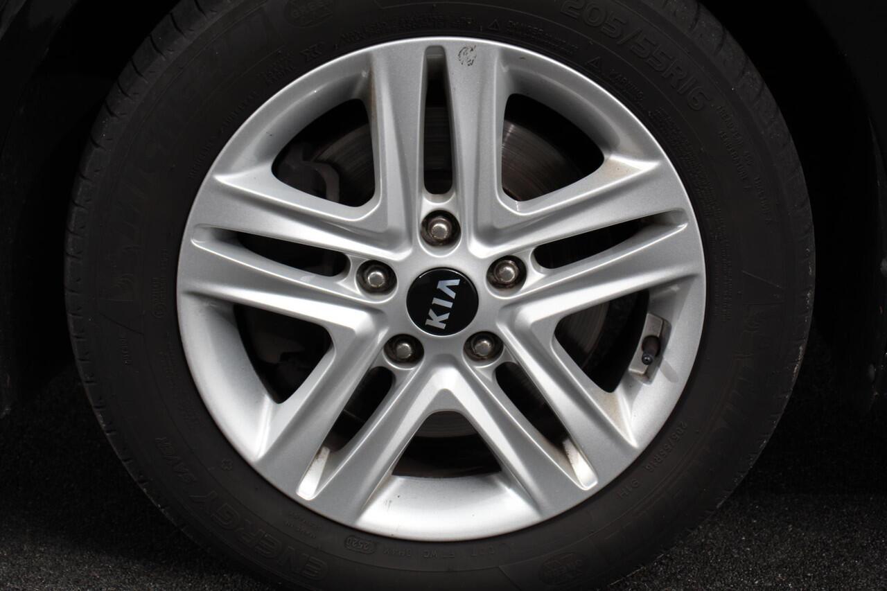 KIA CEE D Ceed SW 1.0 T-GDi 100 pk Active Handgeschakeld | Navigatie | Apple Carplay/Android Auto | Climate Control |Cruise Control | Camera | Extra getint glas