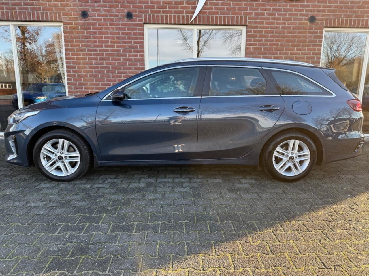 KIA CEE D Ceed Sportswagon 1.0 T-GDi DynamicL. CAMERA / TREKHAAK / CLIMA / CARPLAY / NAVI /