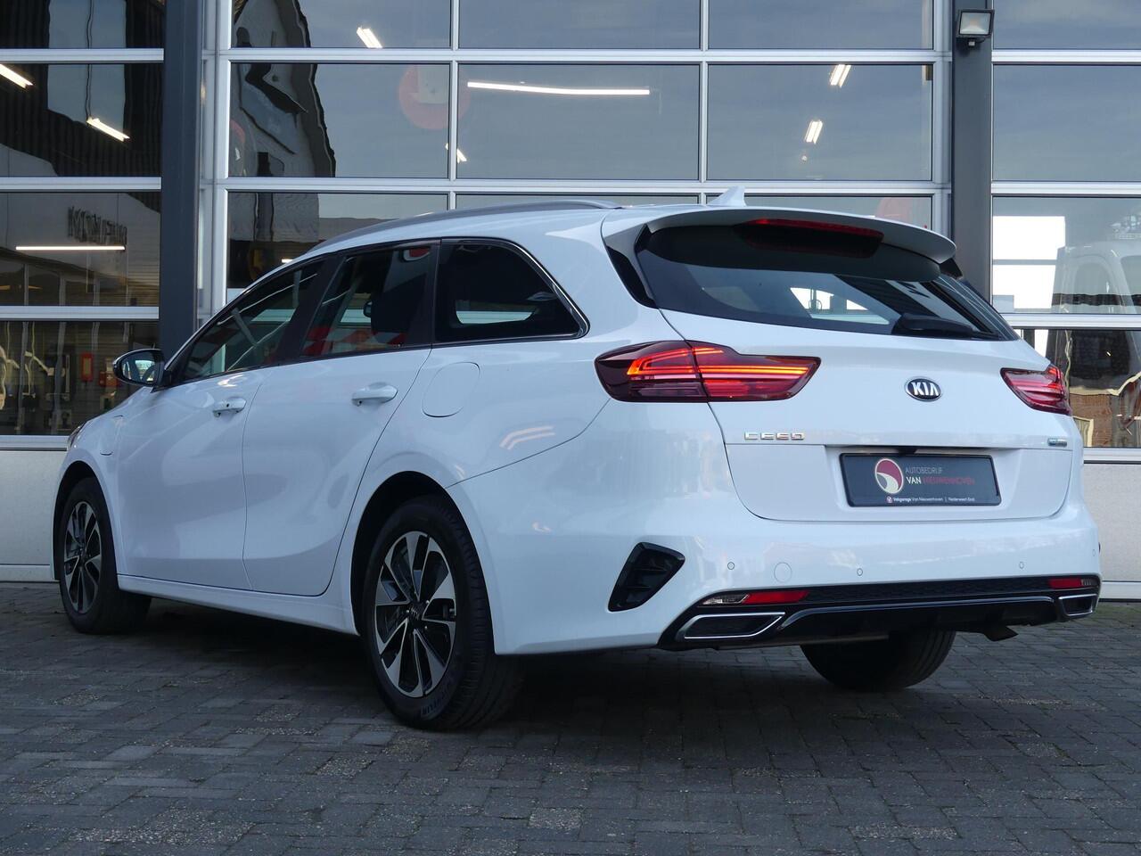 KIA CEE D Ceed Sportswagon 1.6 GDI PHEV DynamicLine *t/m 10de bouwjaar garantie!