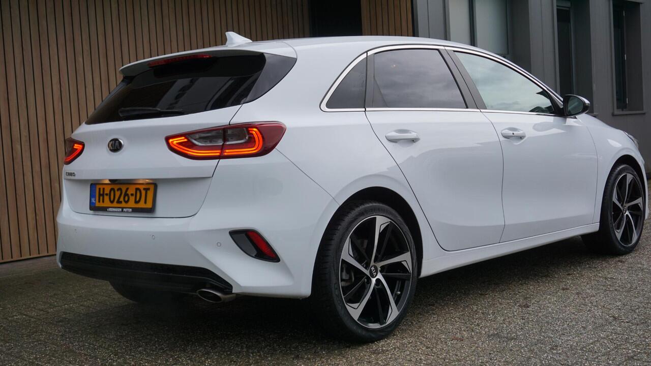 KIA CEE D Ceed 1.0 T-GDi 120pk Dynamic Plus-Line H-Leder 18inch LM Keyless LED Stoel & Stuurverwarming *1e Eigenaar* 37255km!