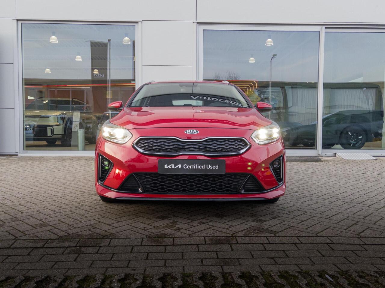 KIA CEE D Ceed Sportswagon 1.6 GDI PHEV DynamicLine