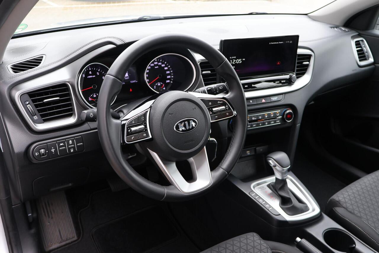 KIA CEE D Ceed 1.4 T-GDi DynamicLine 1e Eigenaar | NAP | BTW | Volledig Onderh | Camera | Carplay | Cruise | LMV | Multifunctioneel stuur |