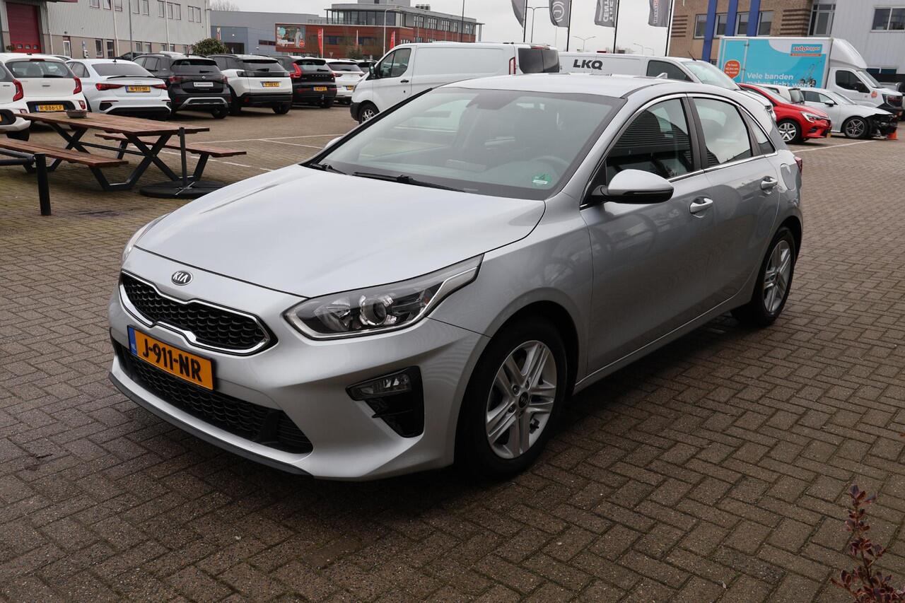 KIA CEE D Ceed 1.4 T-GDi DynamicLine 1e Eigenaar | NAP | BTW | Volledig Onderh | Camera | Carplay | Cruise | LMV | Multifunctioneel stuur |