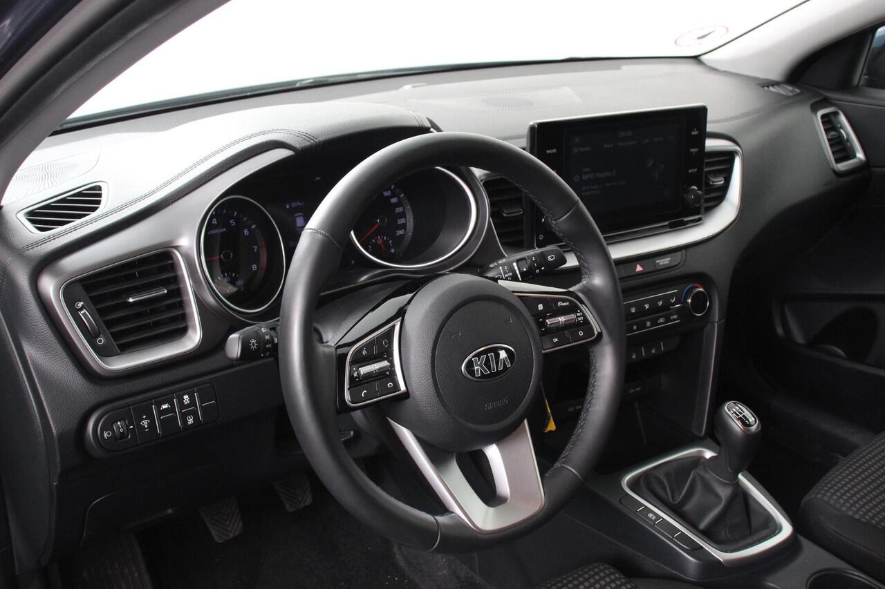 KIA CEE D Ceed 1.0 T-GDi 120pk Vision | Navigatie | Apple Carplay/Android Auto | Climate Control | Cruise control | Camera | Extra Getint Glas | DAB