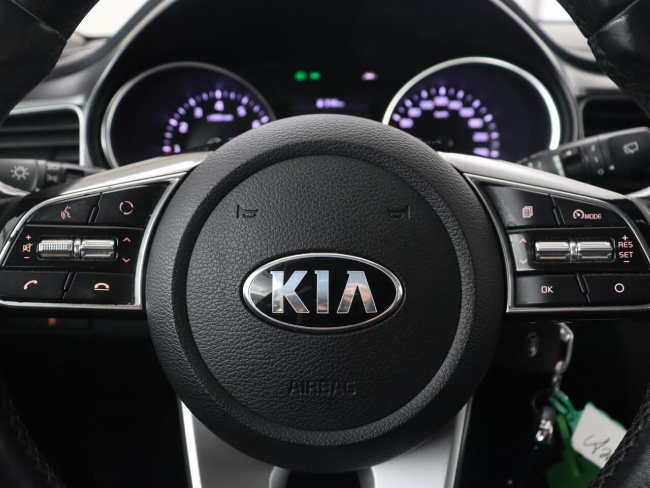 KIA CEE D Ceed 1.4 T-GDi DynamicLine | Automaat | Carplay | Camera | Navigatie | Parkeerhulp | Climate control | Bluetooth | Cruise control
