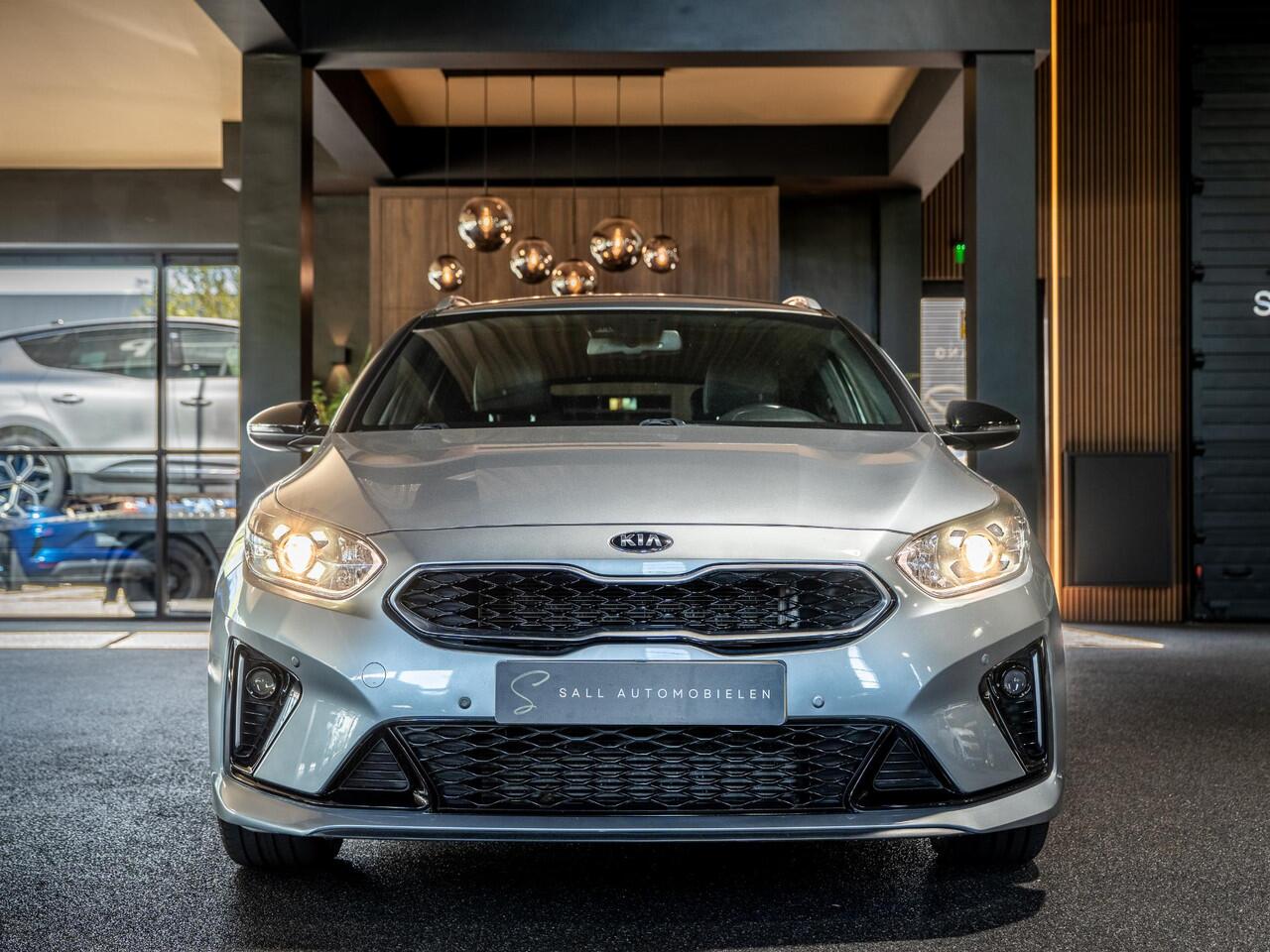 KIA CEE D Ceed 1.4 T-GDi GT-PlusLine Stoelverwarming/Verkoeling/Camera|