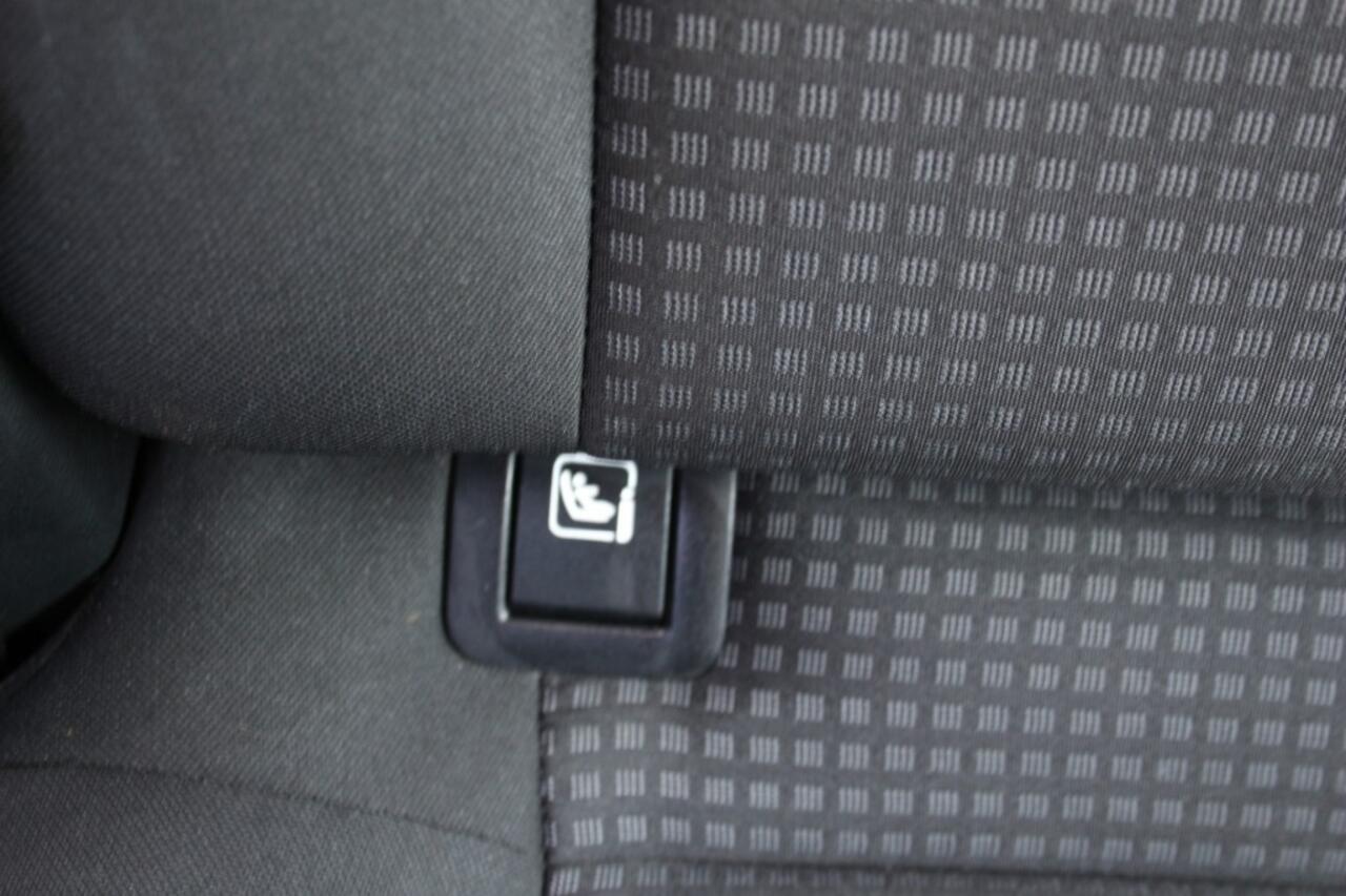 KIA CEE D 1.0 T-GDI Comfortline, Stoel en stuurverw, PDC, DAB