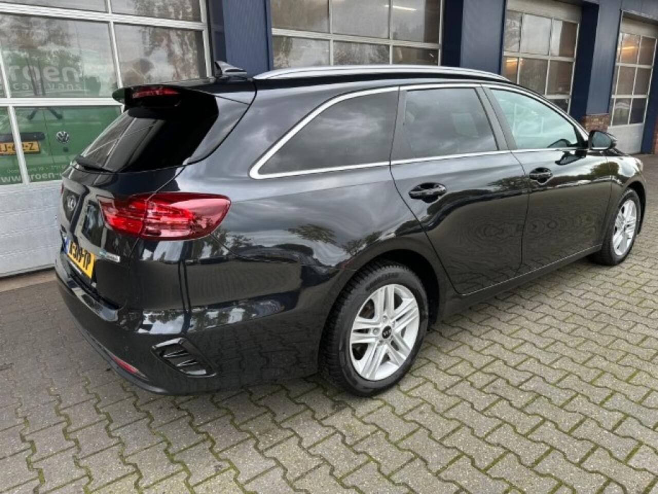 KIA CEE D 1.0 T-GDI DYN.PLUSL. CAMERA. STUUR EN STOEL VERWARMING.