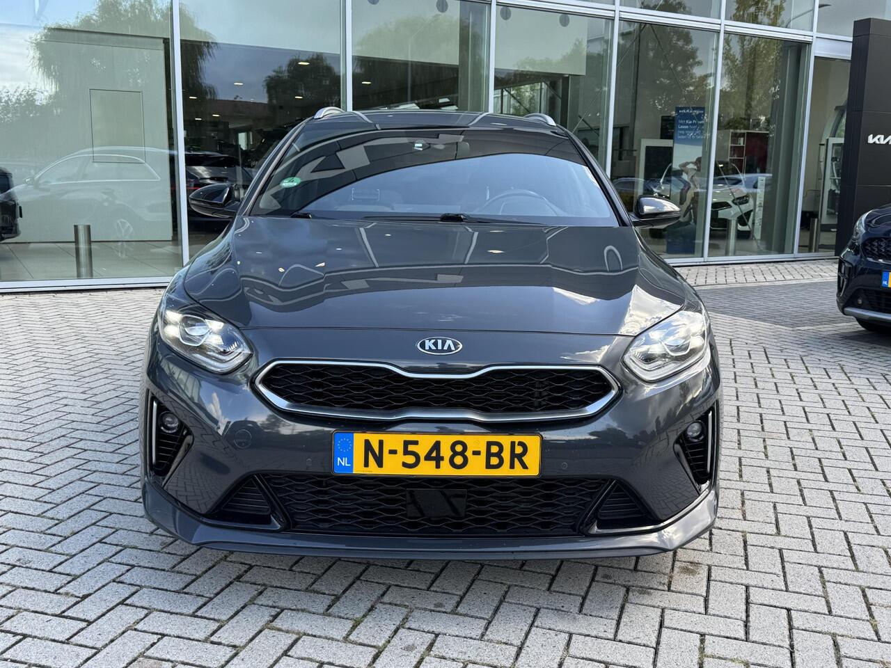 KIA CEE D Ceed Sportswagon 1.0 T-GDi GT-Line Business Edition