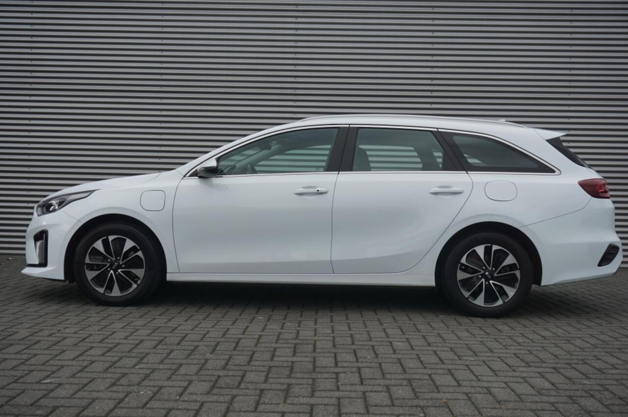 KIA CEE D 140PK PHEV DynamicLine CARPLAY | CLIMA | WINTERPACK | CRUISE!