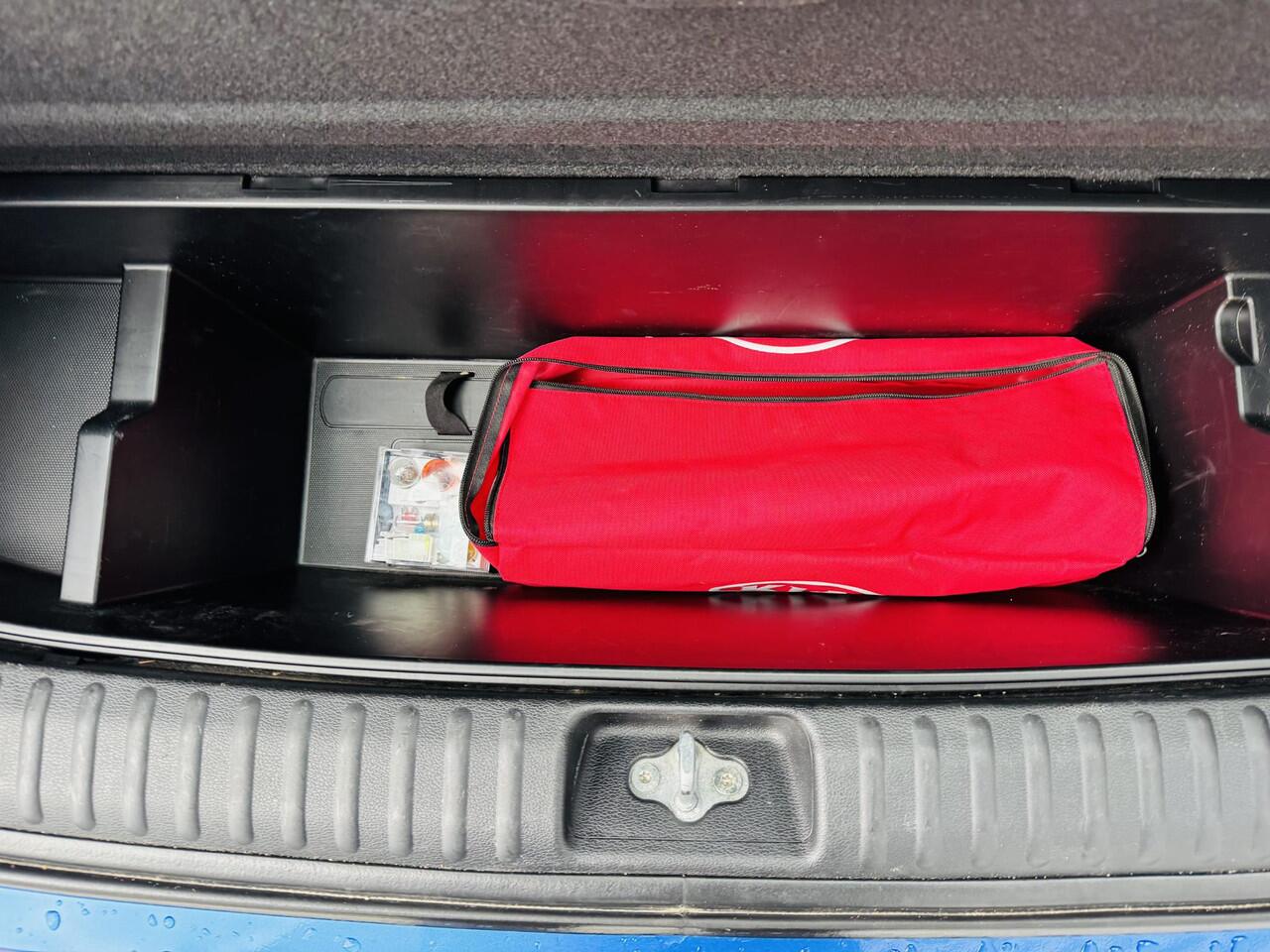 KIA CEE D Ceed Sportswagon 1.0 T-GDi DynamicLine Navi | Clima | Cruise | Camera