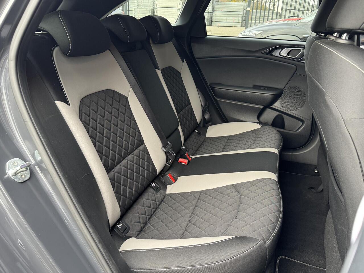 KIA CEE D CEED SPORTSWAGON 1.0 T-GDI GT-LINE BUSINESS EDITION I TREKHAAK I APPLE CARPLAY I CRUISE CONTROL