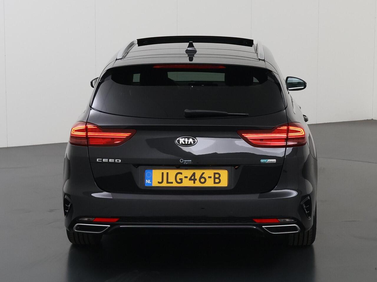 KIA CEE D Ceed Sportswagon 1.6 GDI PHEV ExecutiveLine | Panoramadak | Elekt. Stoelverstelling met geheugen | Stoelventilatie | Stoel/Stuurwielverwarming |