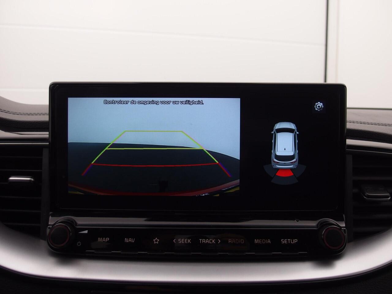 KIA CEE D Ceed Sportswagon 1.0 T-GDi GT-Line TREKHAAK / PANORAMADAK / FULL LED / KEYLESS / GR NAVI / CAMERA / CARPLAY / STOELVERW / STUURVERW / NL-AUTO