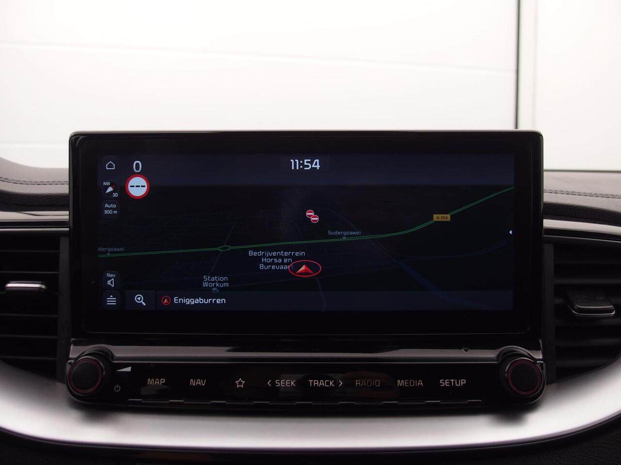 KIA CEE D Ceed Sportswagon 1.0 T-GDi GT-Line TREKHAAK / PANORAMADAK / FULL LED / KEYLESS / GR NAVI / CAMERA / CARPLAY / STOELVERW / STUURVERW / NL-AUTO